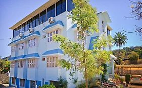 Hotel Blue Valley